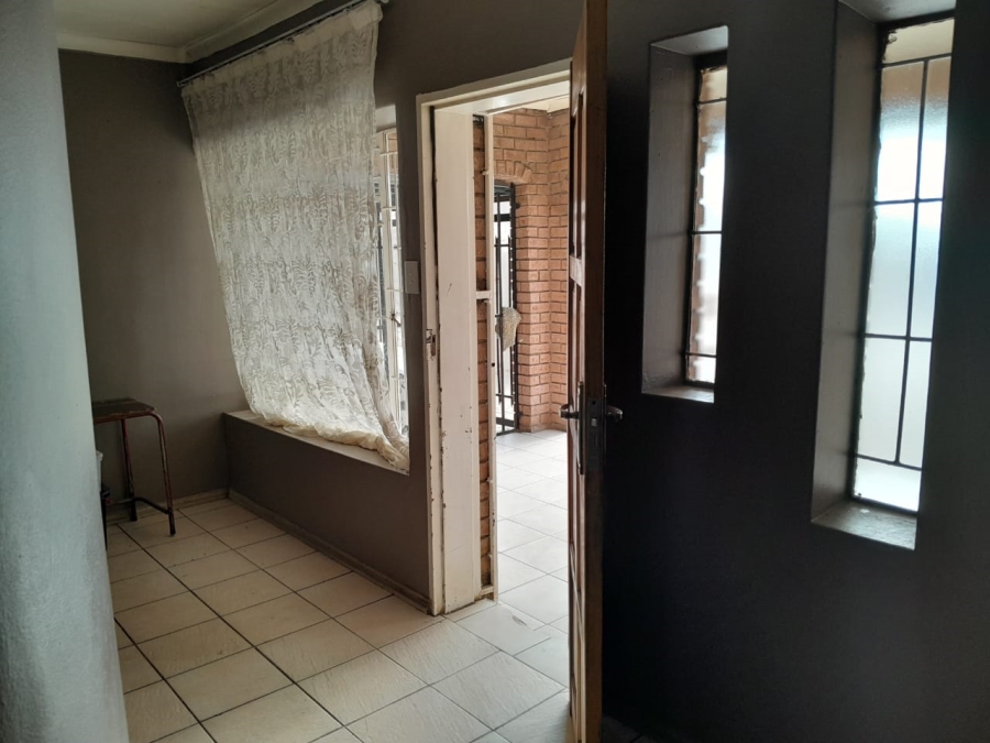 4 Bedroom Property for Sale in Oos Einde North West